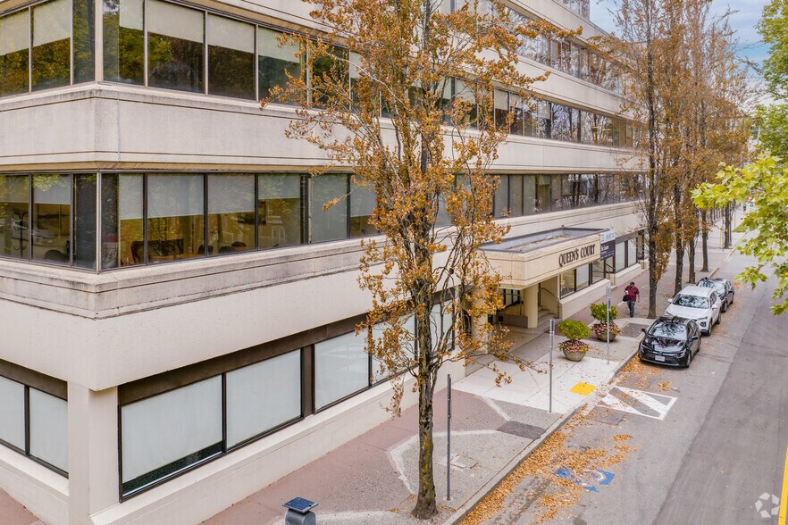 More Photos Of 625 Agnes St, New Westminster Office For Lease
