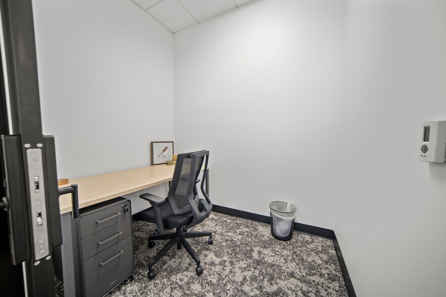 More Photos Of 24200 Via Mazzini Way, Richmond Office For Lease