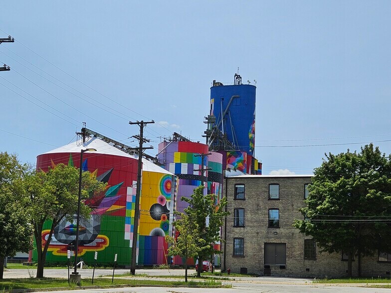 More Photos Of 500 S Hamilton St, Saginaw Medical For Sale