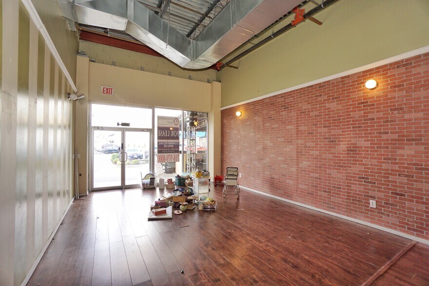More Photos Of 4916 Arthur Kill Rd, Staten Island Storefront Retail Office For Lease