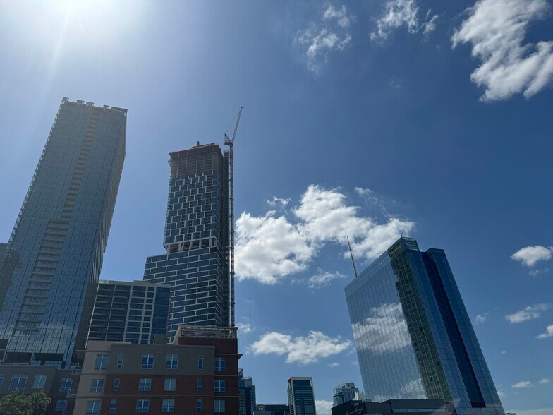 More Photos Of 2237 E Riverside Dr, Austin Restaurant For Lease