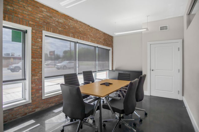 More Photos Of 2511 W Columbus Dr, Tampa Medical For Sale