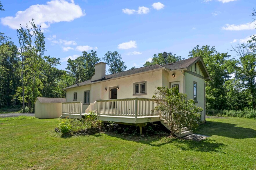 More Photos Of 490 Rt 46 Rd, Belvidere Light Distribution For Sale