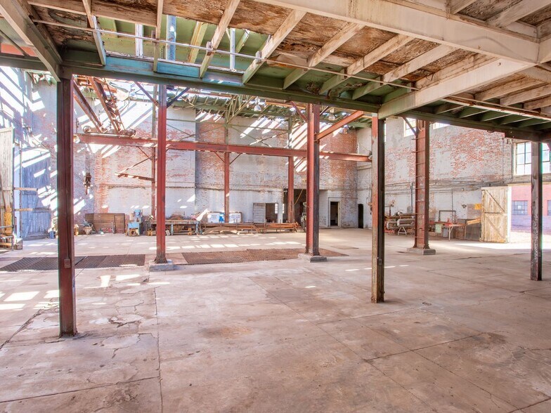 More Photos Of , Lubbock General Retail For Sale