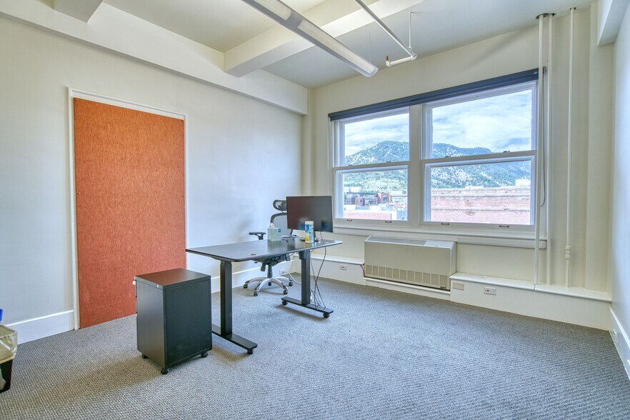 More Photos Of 1200 Pearl St, Boulder Office For Lease