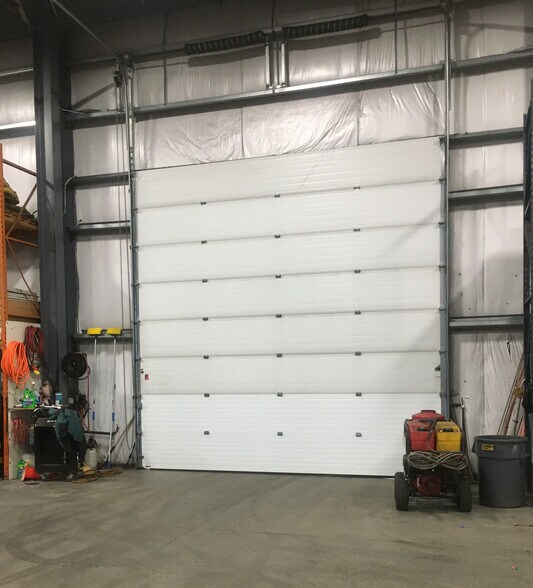 More Photos Of 101 Circuit Dr, North Kingstown Light Manufacturing For Lease