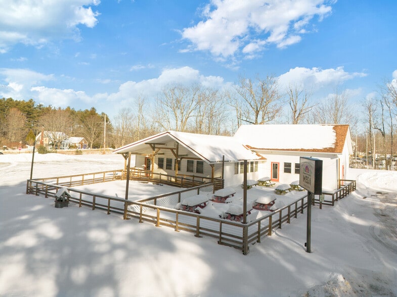 Primary Photo Of 205 W Main St, Liberty Restaurant For Sale