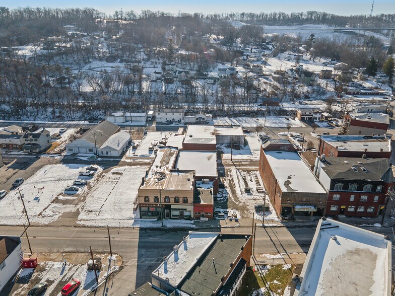 More Photos Of 114 E Lincoln Ave, Mc Donald General Retail For Sale