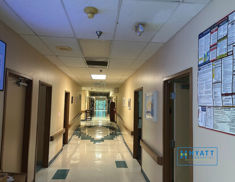 More Photos Of 930 Point Pleasant Rd, Glen Burnie Office For Sale