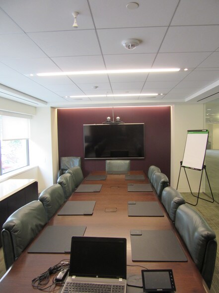 More Photos Of 409 12th St SW, Washington Office For Lease