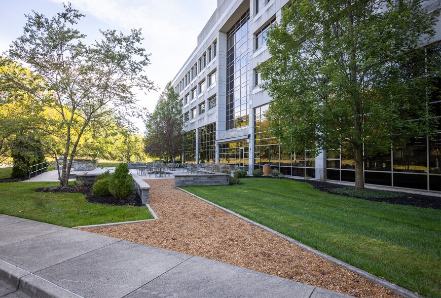 More Photos Of 7000 Midland Blvd, Amelia Office For Lease