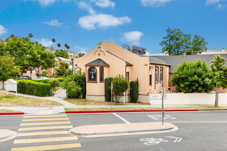 More Photos Of 632 W Stocker St, Glendale Religious Facility For Sale