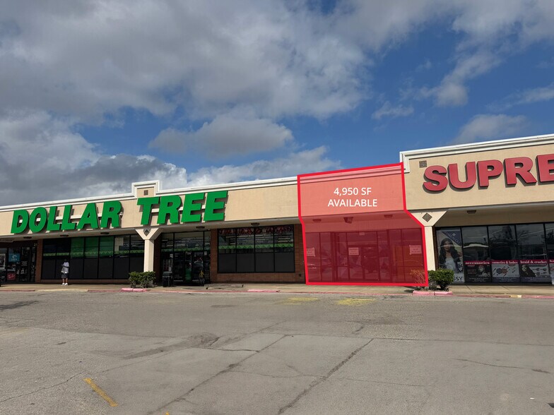 More Photos Of 126-190 Gateway, Beaumont Unknown For Lease