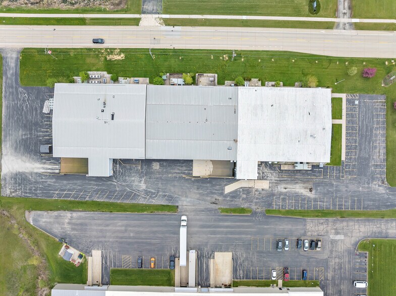 More Photos Of 50 W Fernau Ave, Oshkosh Warehouse For Sale