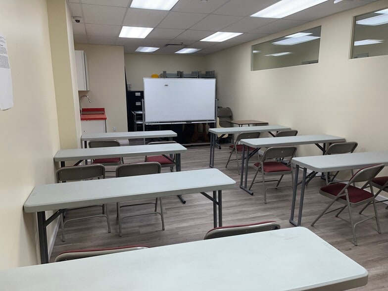 More Photos Of 4235-42-37 Main St, Flushing Apartments For Sale
