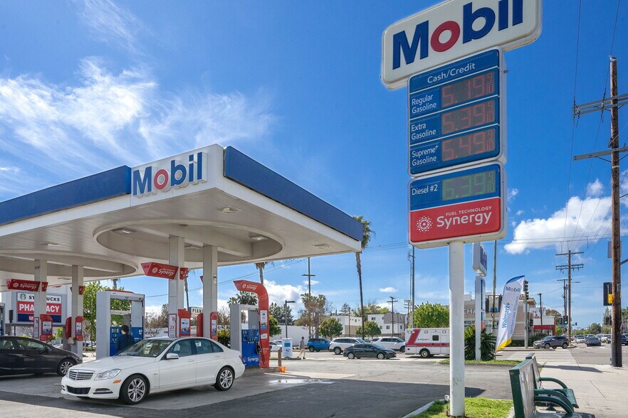 More Photos Of 5560 Van Nuys Blvd, Sherman Oaks Service Station For Sale