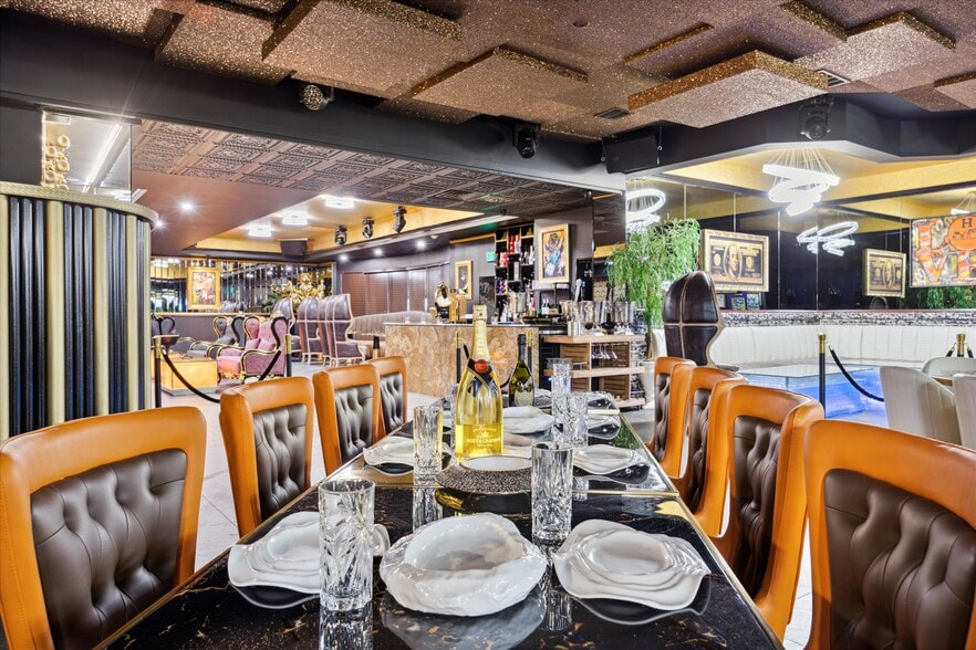 More Photos Of 2154 Bridge St, Philadelphia General Retail For Sale