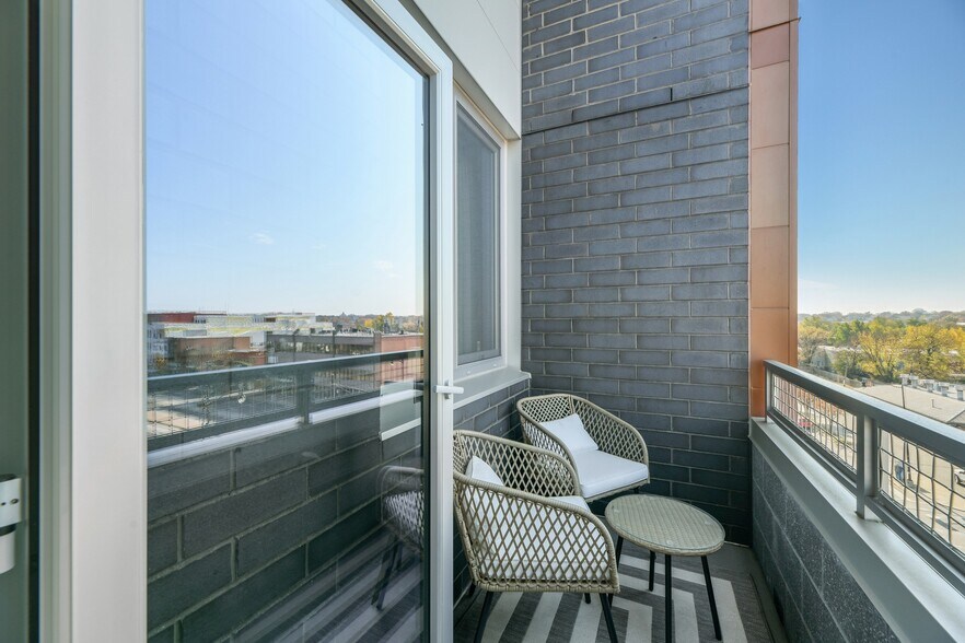 More Photos Of 1701 H St NE, Washington Apartments For Lease