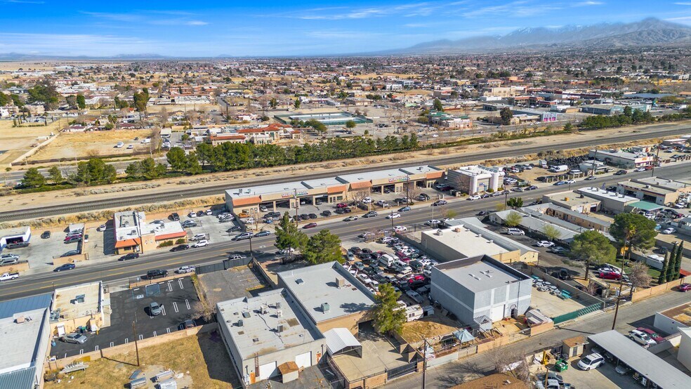 More Photos Of 38559 E 6th St, Palmdale Warehouse For Sale