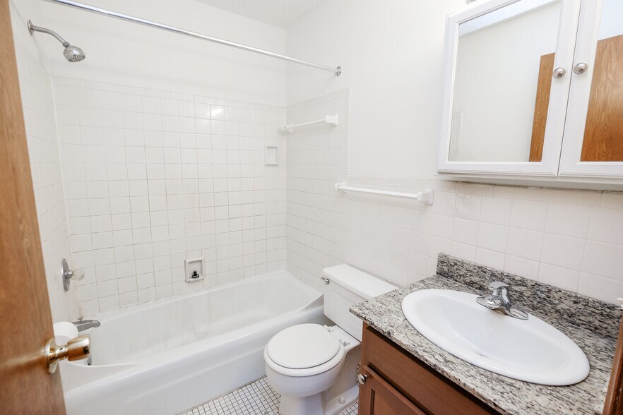 More Photos Of 3449 Harriet Ave S, Minneapolis Apartments For Sale