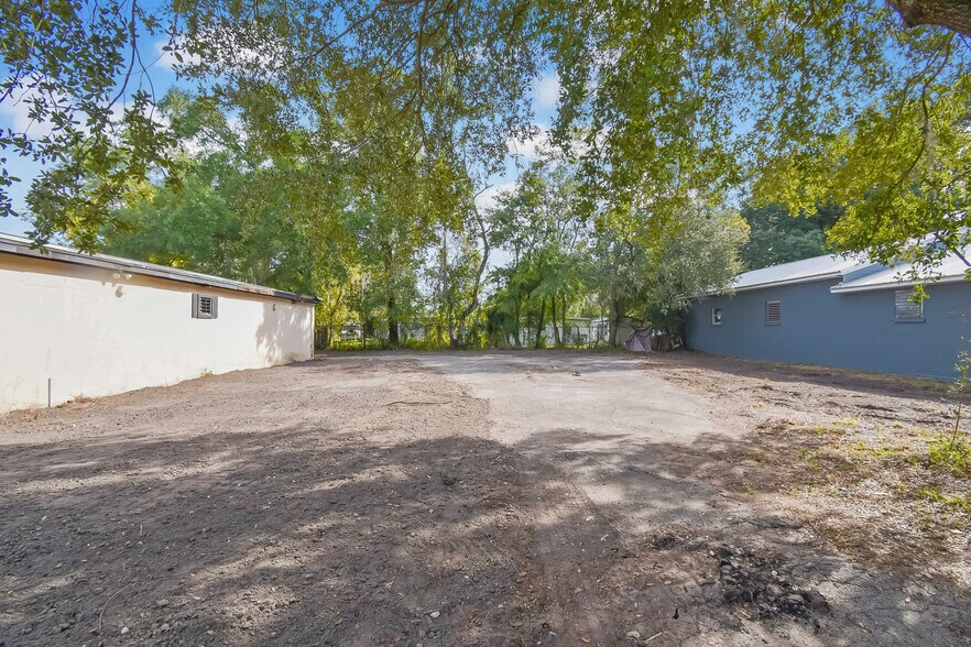 More Photos Of 3429 N Liberty St, Jacksonville Light Distribution For Lease