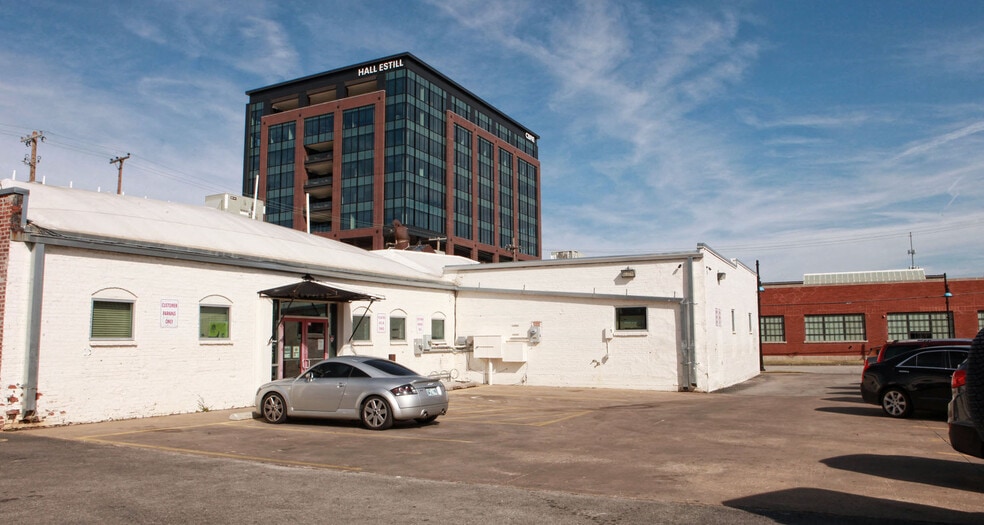 More Photos Of 416-420 E 2nd St, Tulsa Storefront Retail Office For Lease