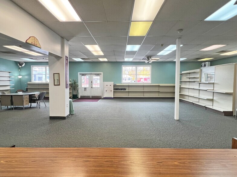 More Photos Of 4024 Main St, Erie Storefront Retail Office For Sale