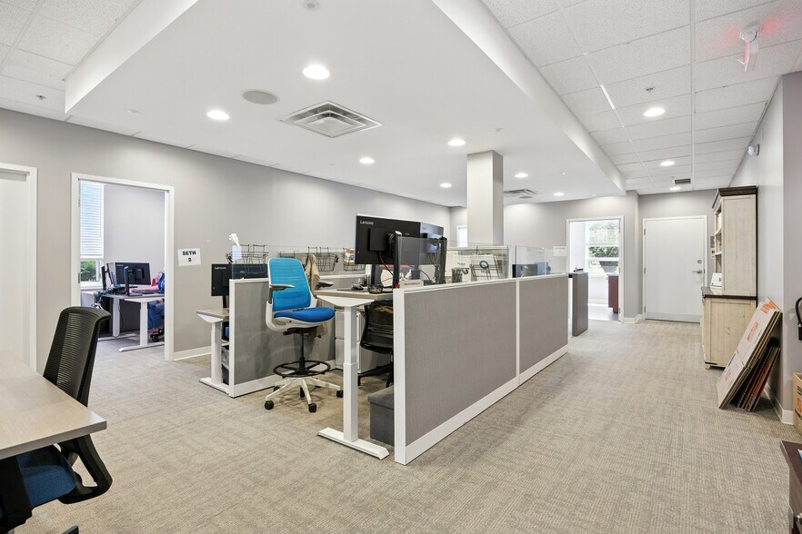 More Photos Of 6805 Avery-Muirfield Dr, Dublin Medical For Sale
