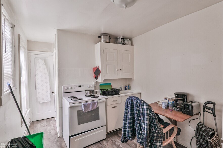 More Photos Of 440 N 9th St, Allentown Apartments For Sale