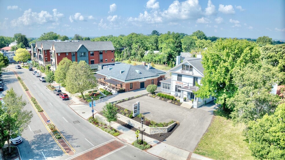 More Photos Of 33 N Fort Thomas Ave, Fort Thomas Office For Sale