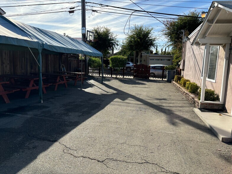 More Photos Of 1548 Curtner Ave, San Jose Religious Facility For Sale