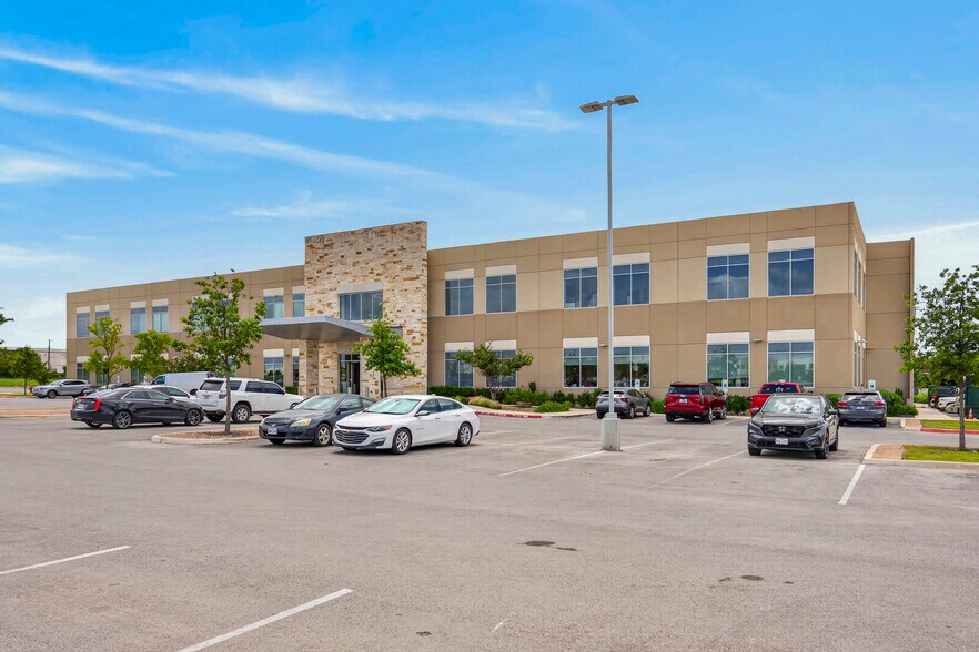 Primary Photo Of 17766 Verde Pky, Schertz Medical For Sale