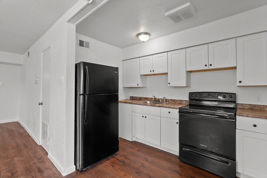 More Photos Of 3752 Chippewa St, Saint Louis Apartments For Sale