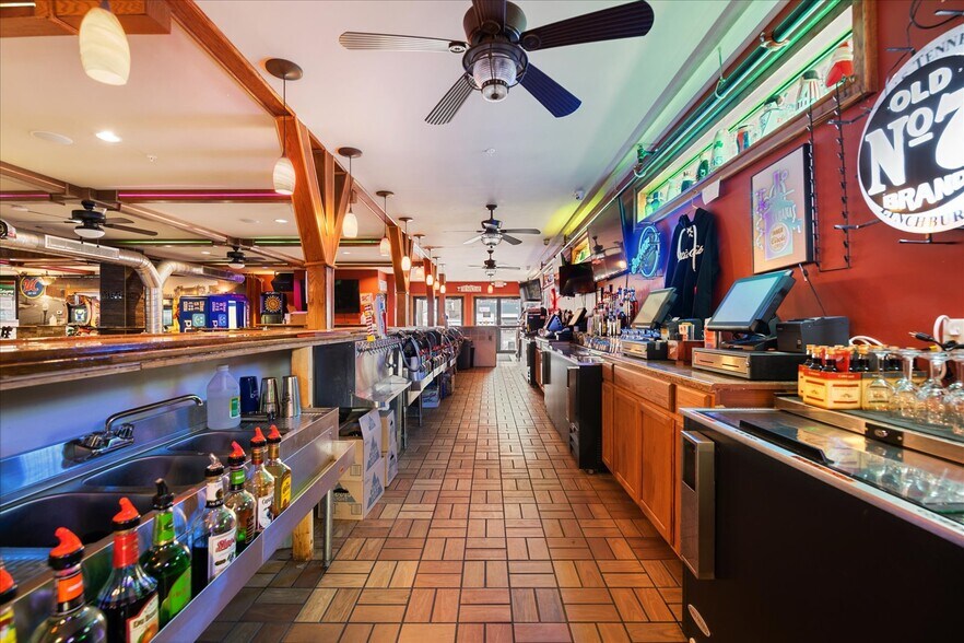 More Photos Of 728 Court St, Utica Restaurant For Sale