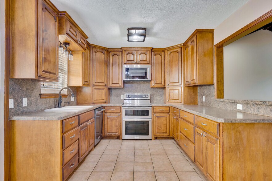 More Photos Of 7405 E County Road 110, Midland Land For Sale