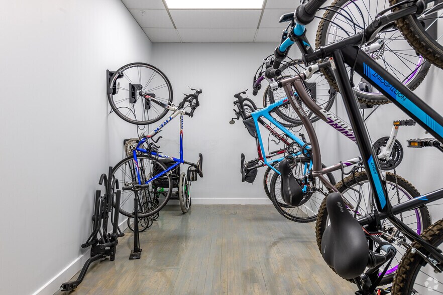 More Photos Of 159 S Main St, Akron Apartments For Lease