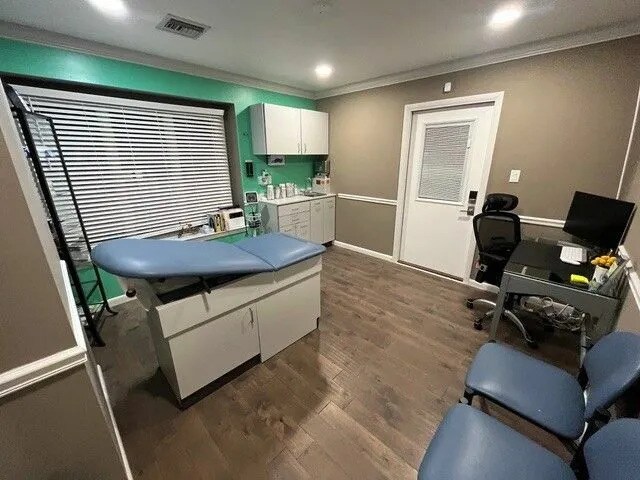 More Photos Of 151 Fries Mill Rd, Turnersville Medical For Sale