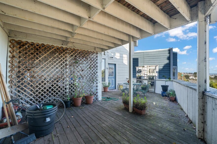 More Photos Of 19 Joost Ave, San Francisco Multifamily For Sale