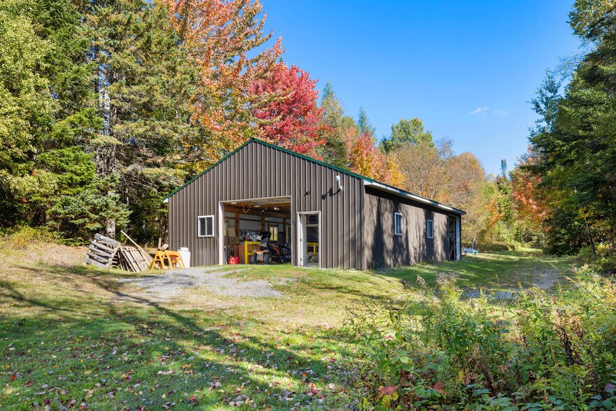 More Photos Of 4833 Cascade Rd, Lake Placid Sports And Entertainment For Sale