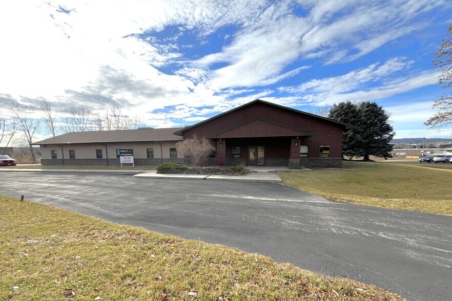 More Photos Of 1905 Plaza Blvd, Rapid City Loft Creative Space For Lease