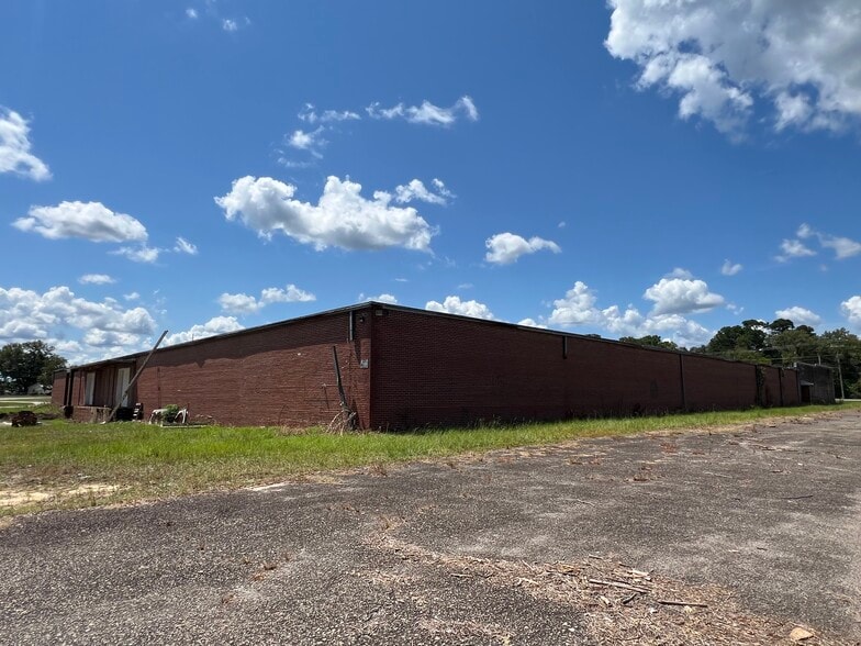 More Photos Of 3649 Main Hwy, Bamberg Distribution For Sale