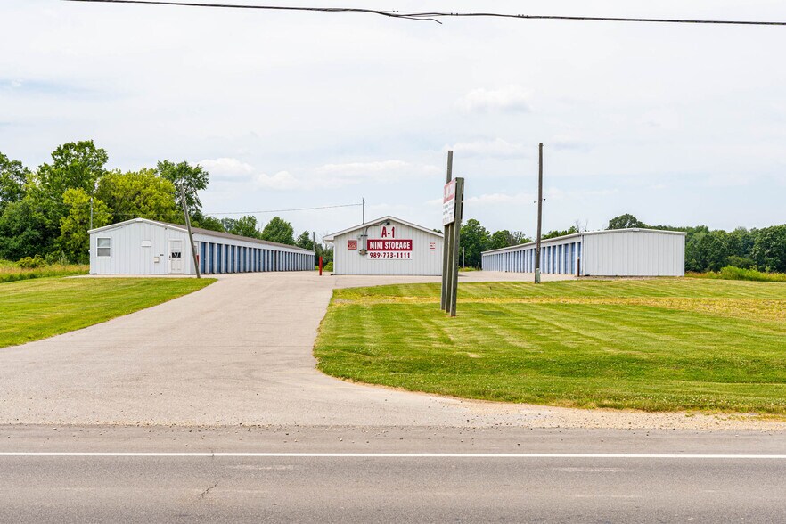 More Photos Of 1067 N Mission Rd, Mount Pleasant Self Storage For Sale