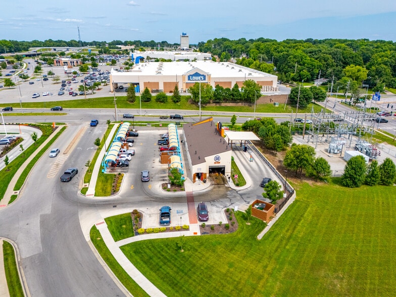 Primary Photo Of 4220 Sterling Ave, Kansas City Carwash For Sale