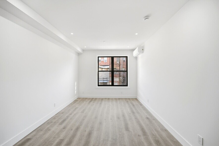More Photos Of 2152 Muliner Ave, Bronx Apartments For Sale