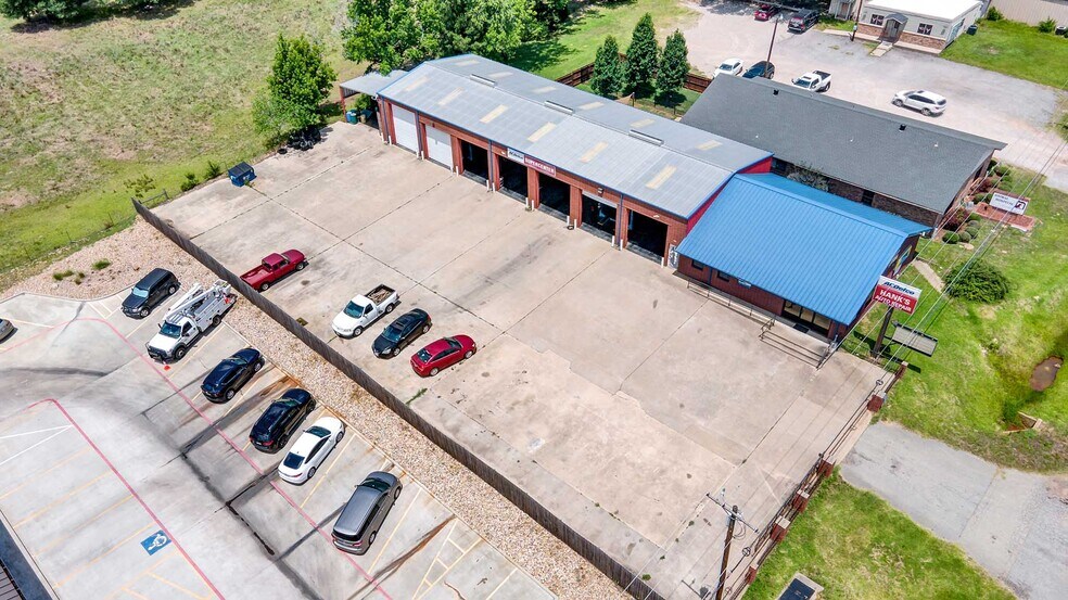 2801 S Main St, Lindale, TX 75771 Auto Repair For Sale