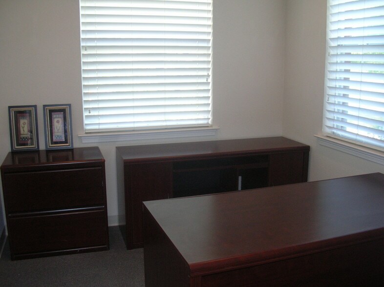 More Photos Of 1204 S White Chapel Blvd, Southlake Office For Lease
