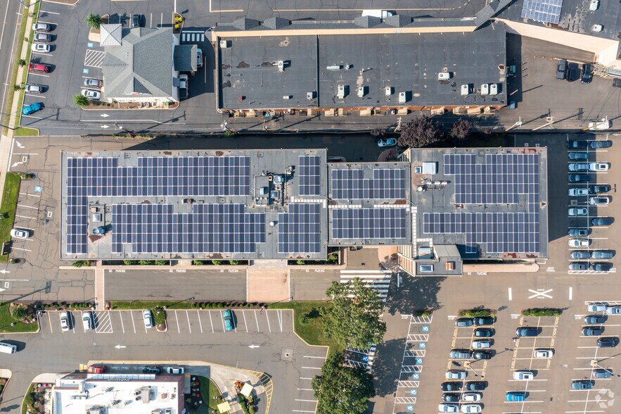 More Photos Of 127 Washington Ave, North Haven Unknown For Lease