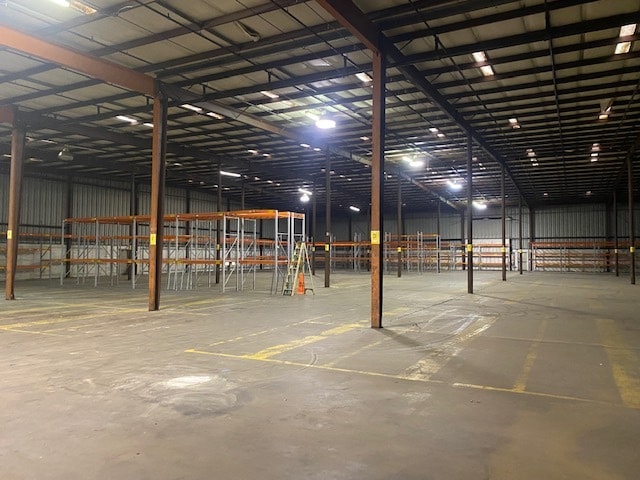 More Photos Of 2700 Deepwater Terminal Rd, Richmond Warehouse For Lease