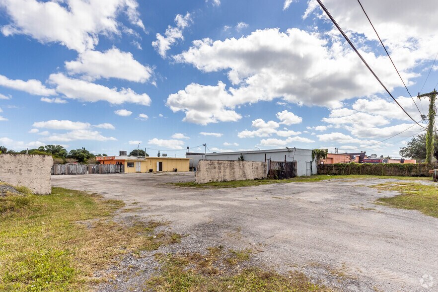 More Photos Of 16280 NW 27th Ave, Miami Gardens Daycare Center For Sale