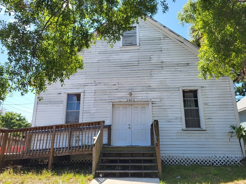 Primary Photo Of 2902 N Albany Ave, Tampa Religious Facility For Sale